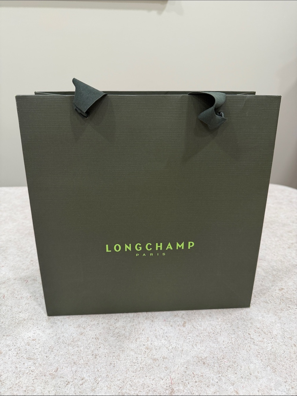 AUTHENTIC LONGCHAMPS PARIS OLIVE GREEN LUXURY PAPER SHOPPING BAG 10.5 x 10.5 x 4